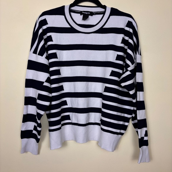NWOT DESIGUAL Asymmetric Stripe Sweatshirt White Navy Size Large Casual Workwear - Picture 3 of 12